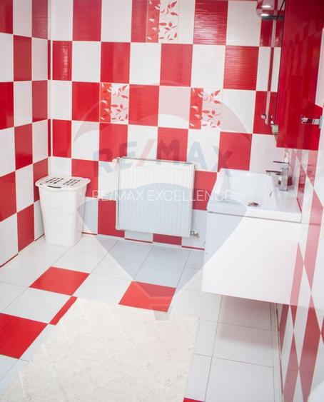 Casă / Vilă cu 5 camere de vânzare - 23