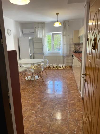 2 Camere de inchiriat | Decebal | Metrou | Parcare | Mobilat | Utilat - 3