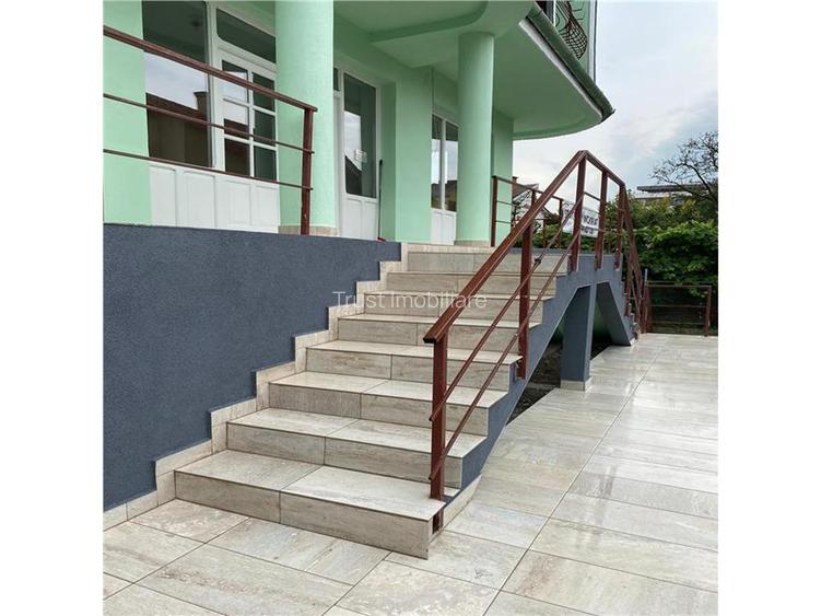 Cazare Muncitori Straini l 6-8-10 l Only Women | Curte - 10