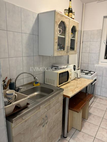 Dristor , Bulevard Camil Ressu, strada Ramnicu Sarat-garsoniera 37 mp - 25