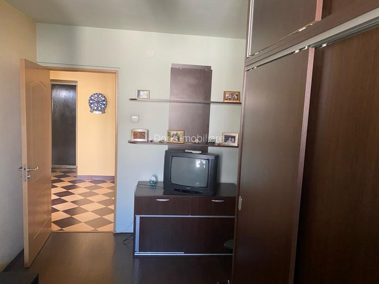 Apartament 4 camere cf 1 decomandat etaj7\8 - 3