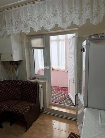 Apartament 3 Camere Decomandat Tomesti - 6