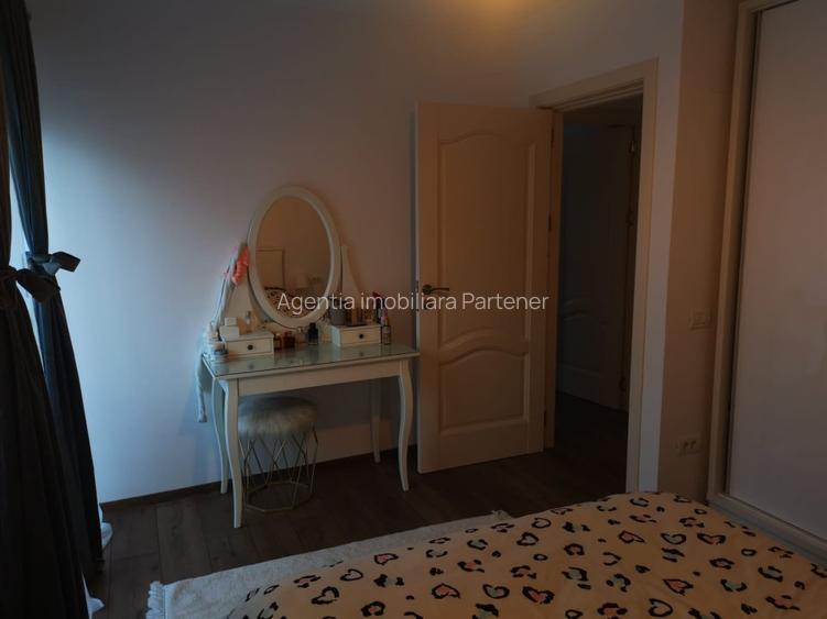 Vanzare/inchiriere duplex Trivale, mobilat, teren 300mp - 11