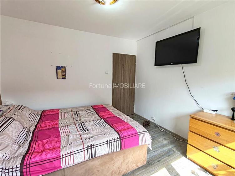 Apartament 3 camere , etaj intermediar - Astra - 8