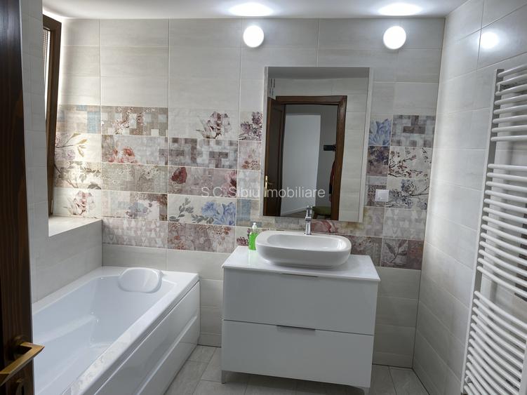 Vila de lux cu piscina si spa Cisnadie super view - 7