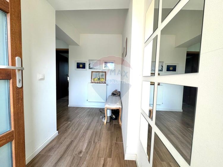 Apartament cu 2 camere de vânzare, Zona Dealuri - 8