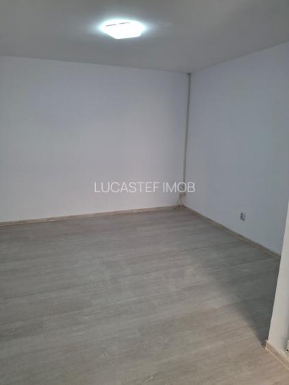 Garsoniera Giulesti Capat tranvai 11 si 44 - 5