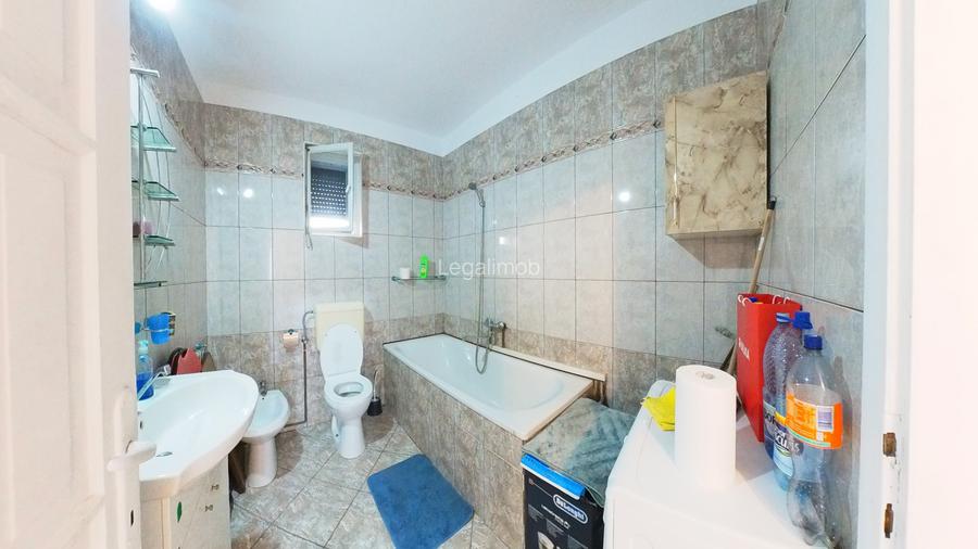 Casă spațioasă cu 6 camere si 2 garaje de 194 mp, în Tractorul, Brașov - 6