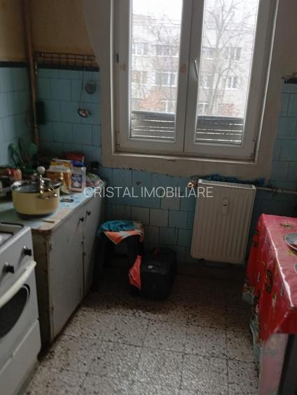 De vanzare Aparatament 2 camere Veteranilor - 10