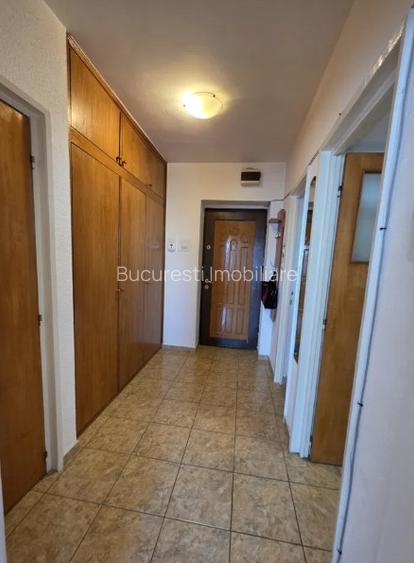 UNIRII BULEVARD STRADAL,BL MIXT 1992, decomandata,geam la baie,balcon.MERITA! - 3