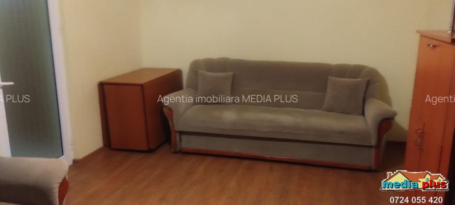 Apartament 2 camere semidecomandat, etaj 1, centrală termică, Micro 16 - 2