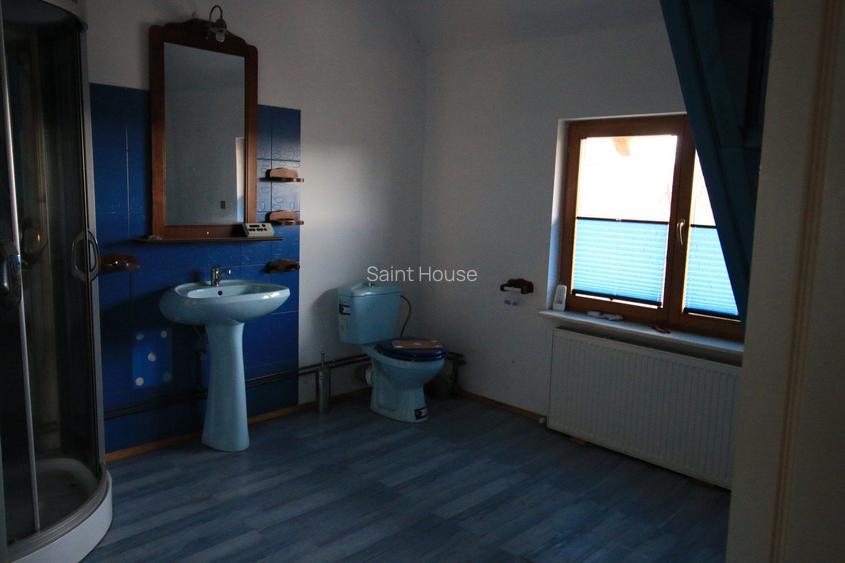 Vila cu 6 camere + 2 case + bazin inot+ 5.934 mp teren  com. Chichis - 13