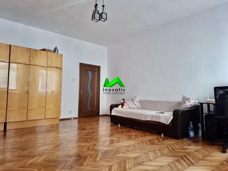Apartament de vanzare 2 camere pivnita Sibiu Constitutiei