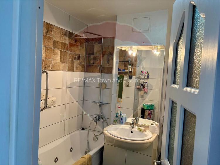 Apartament cu 4 camere de vânzare în zona Ultracentral - 11