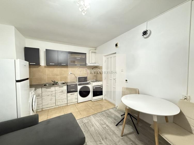 Ultracentral / curte comuna / strada Baritiu - 2