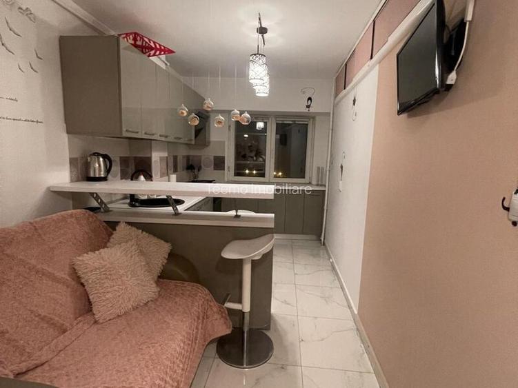 Apartament 2 camere, 45 mp, decomandat, ac, metrou, Nerva Traian - 3