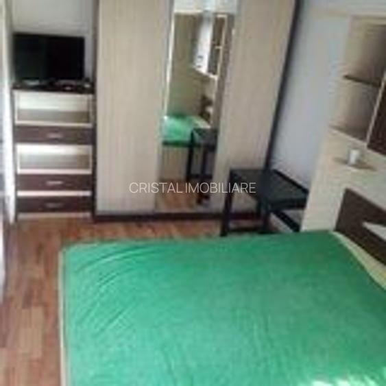 De vanzare apartament 3 camere Apusului - 6