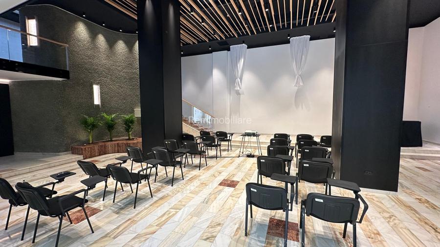 Spatiu deosebit 13 Septembrie - Palatul Parlamentului - 2