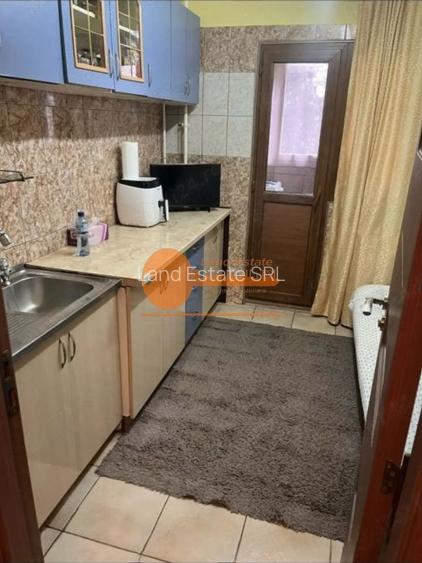 Apartament cu 3 camere zona Crangasi-Bloc Reabilitat - 6