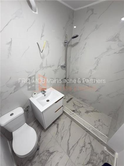 Apartament 2 camere cf 1 semidecomandat zona Crang - 12