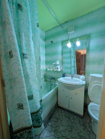 Ap. 3 Cam. (1977, centrala, boxa, parcare) - 400 m. metrou Ap. Patriei - 12