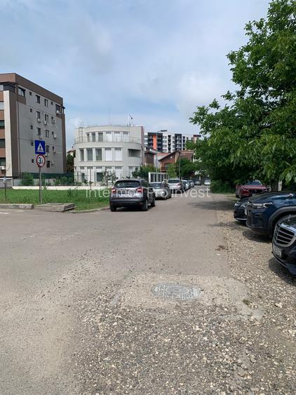 Compozitori-Teren intravilan de 500 mp d- 14m, utilități preț.240.000 euro - 4