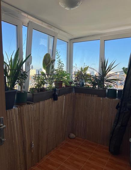 Titan : Apartament cu 2 camere, la 3 minute de metrou Titan si parcul IOR !