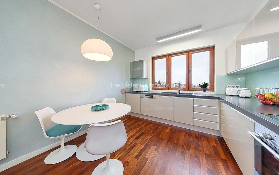 Apartament deosebit intr-o vila situata pe Dealul Cetatii - 15