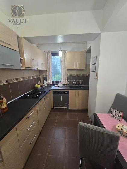 Apartament 2 camere - 2011 - Fizicienilor - 3