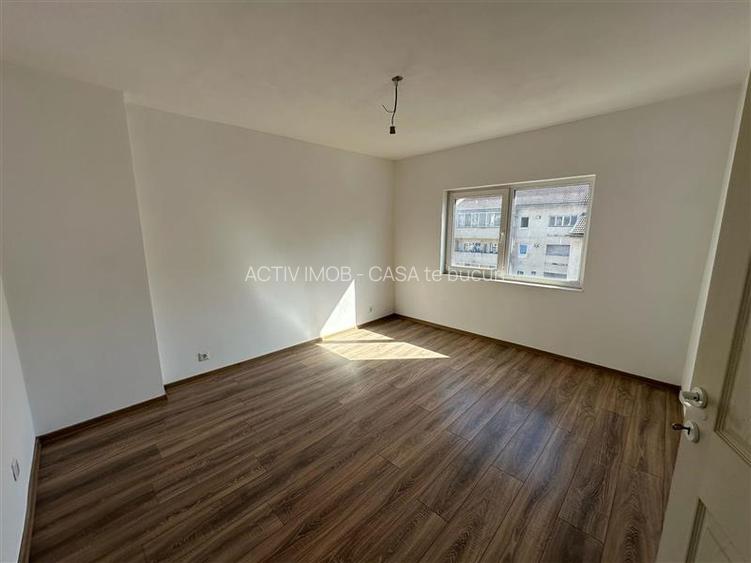 Resita, Apt. 3 Cam, Cf.1 Decom. Central - 2