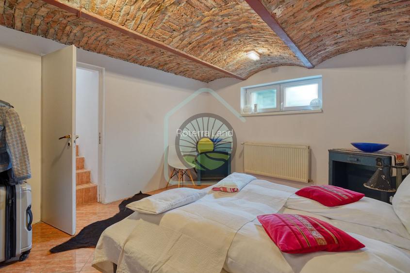 CASA INDIVIDUALA- DEALUL CETATII BRASOV - 4