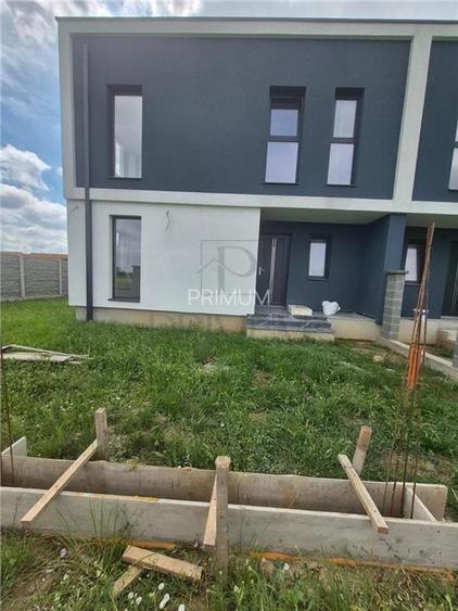 Duplex 3 dormitoare - 3 bai - bucatarie inchisa - Urseni - 4