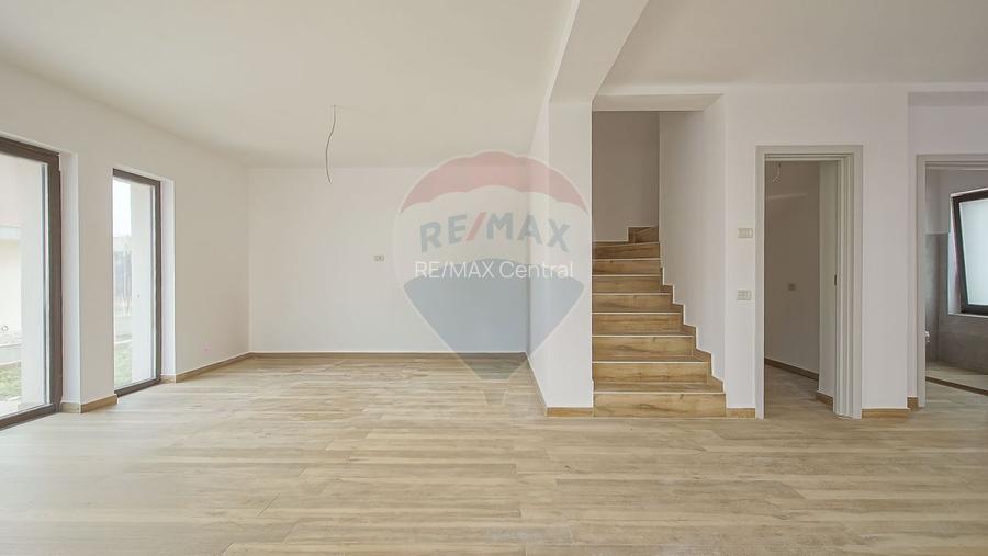 Casă Tip Duplex,  Săcele - 14