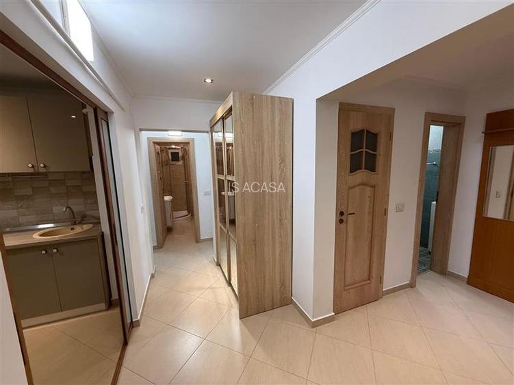 Apartament de inchiriere modern mobilat si utilat situat ultracentral - 3