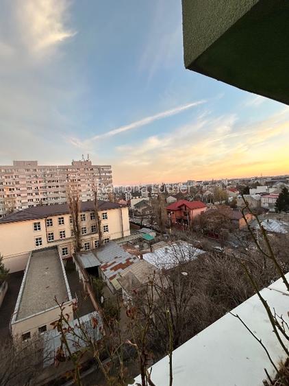 Apartament de vanzare  2 camere - 4