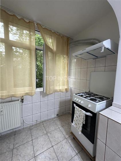 Inchiriere apartament o camera - Nicolina - 9