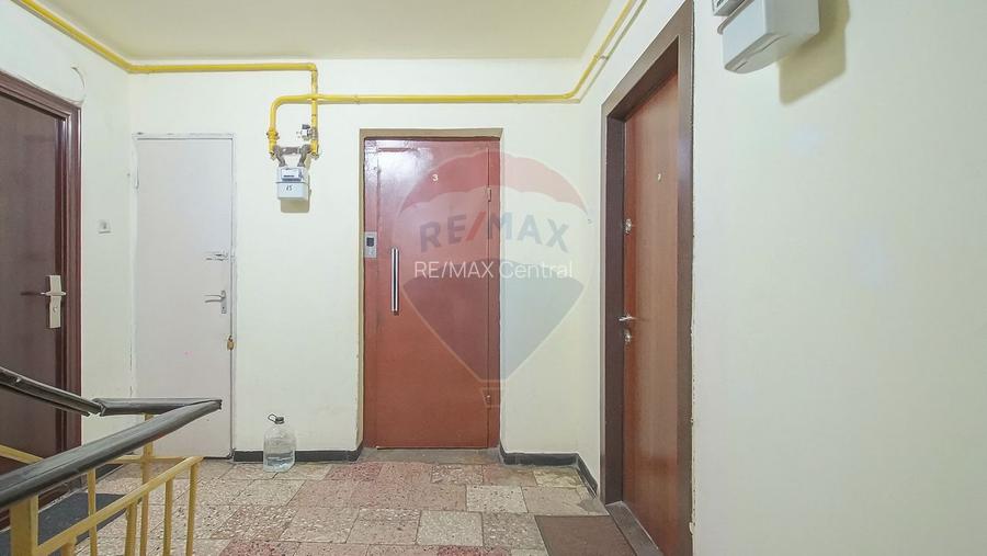 Apartament cu 2 camere de vânzare pe str Zorilor, vedere spre Tampa - 4