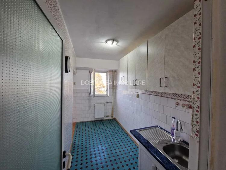 ZONA PELICAN- 2 CAMERE DECOMANDAT,ETAJ 2 - 3