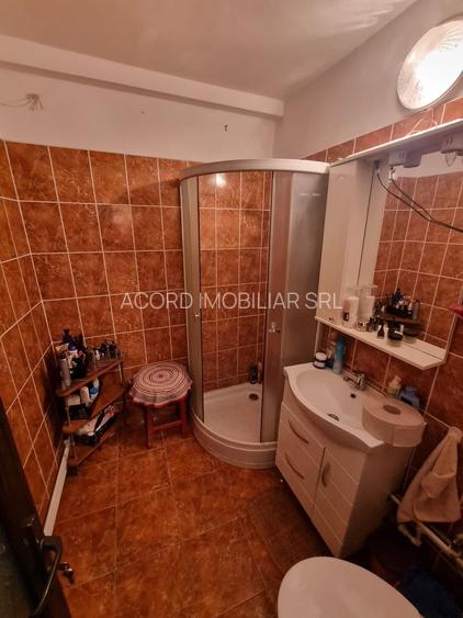 Central-apartament 2 camere cu gaze - 12