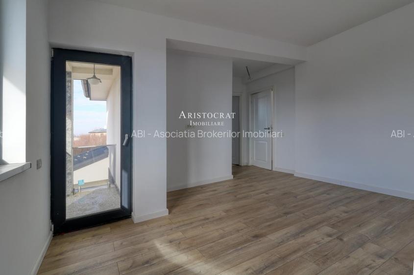 Vila 5 camere cu garaj langa Paradisul Verde - 24