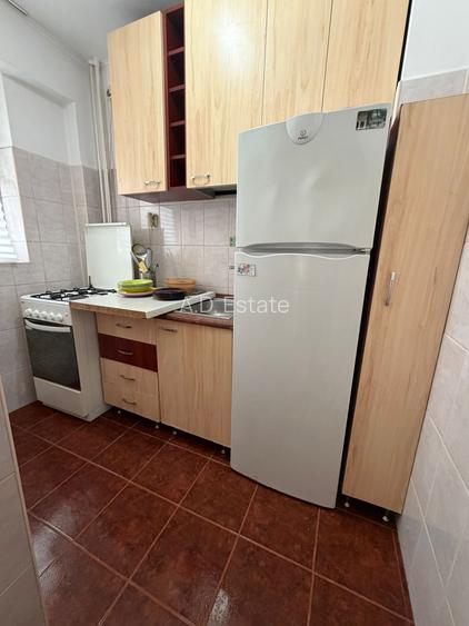 Garsoniera Auchan Vitan An  Constructie 1979 Metrou Dristor 14 min - 4