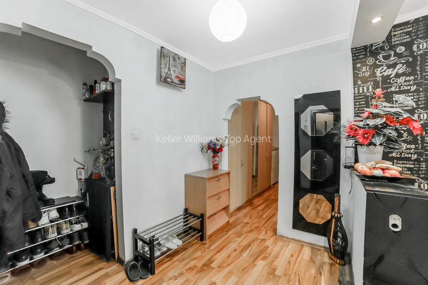 4 camere*Fizicienilor*Parter*Bloc 1986 - 7