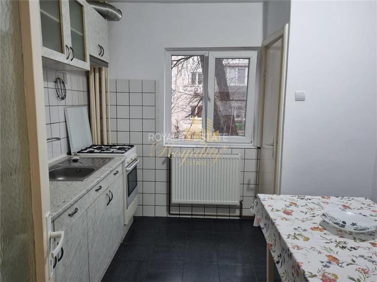 Apartament 2 camere, ETAJ 1,  zugravit recent- Zona Spitalului Judetean - 5