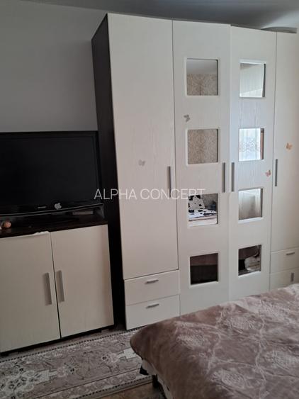 Soveja -4 camere decomandat  2 bai-96mp-centrala pe gaz-178000 Euro - 11