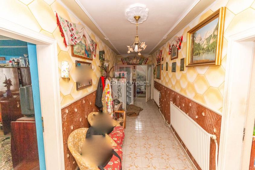 Vila cu 7 camere de vanzare in zona Centrala Aleea Grivitei Roman - 17