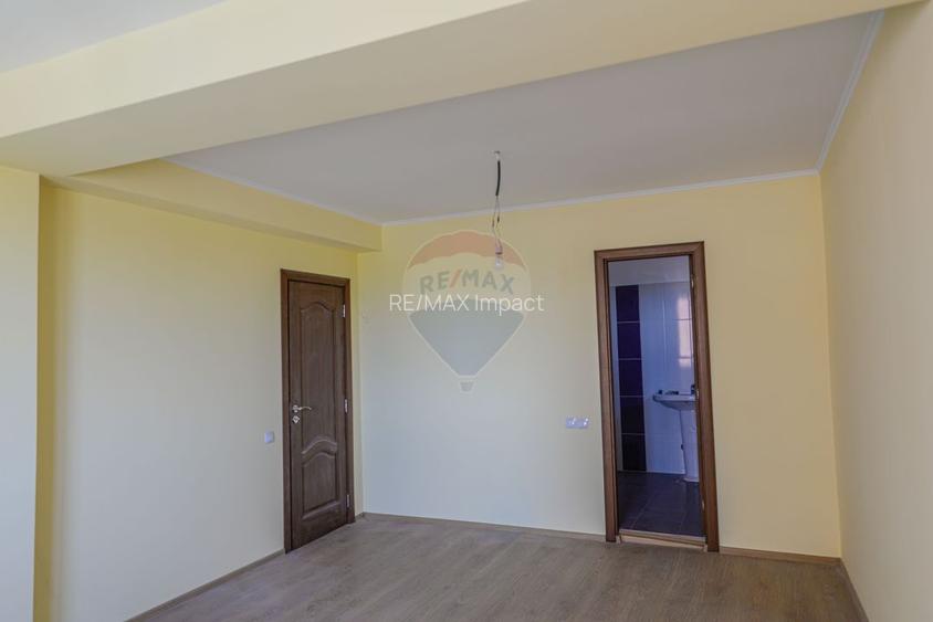 De vanzare proprietate speciala versatila | Casa + hala, teren 580mp - 7