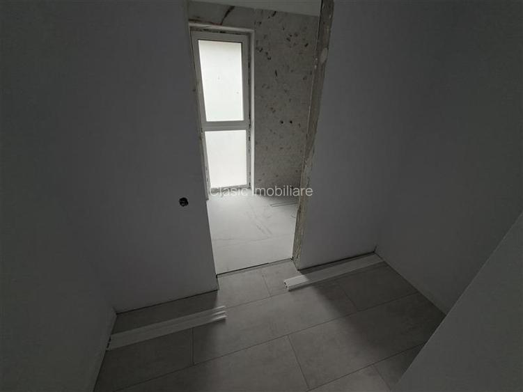 Vanzare apartament 4 camere de LUX bloc nou zona VIVO Floresti - 7