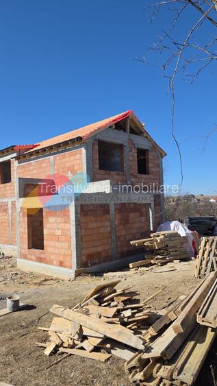 Casa individuala 6 camere, 176 Mp, teren 1100 Mp, zona Salicea - 17