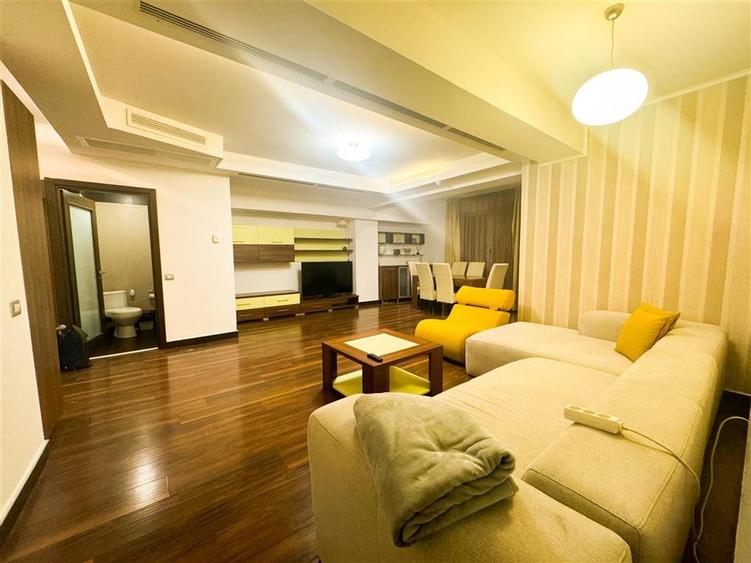 Apartament de vanzare 3 camere Herastrau Complex Persepolis