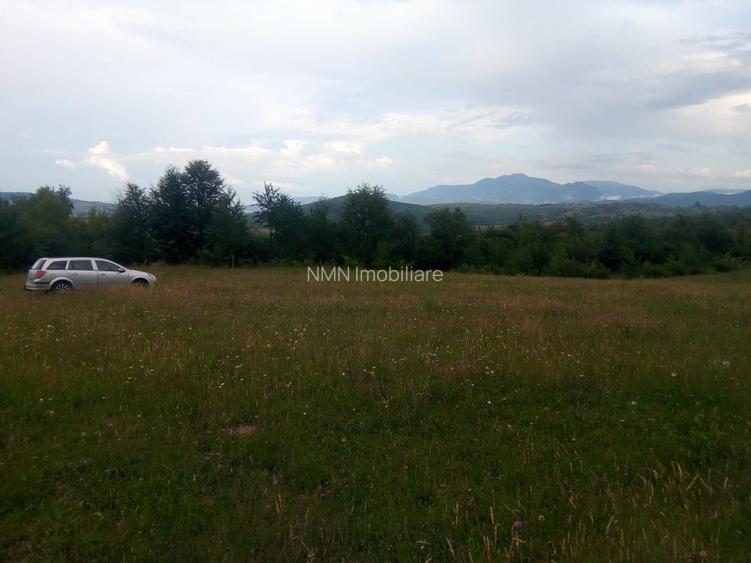 Teren parcelat in suprafata de 1100 mp, in Tohanita acces din soseaua Branului - 4